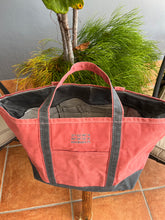 Load image into Gallery viewer, large classic tote w/coordinates
