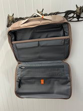 Load image into Gallery viewer, hanging toiletry kit plus
