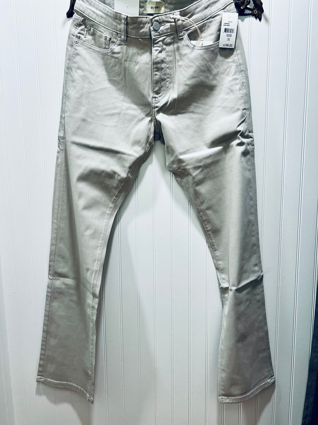 russell slim straight