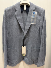 Load image into Gallery viewer, ga1558t0696 jacket
